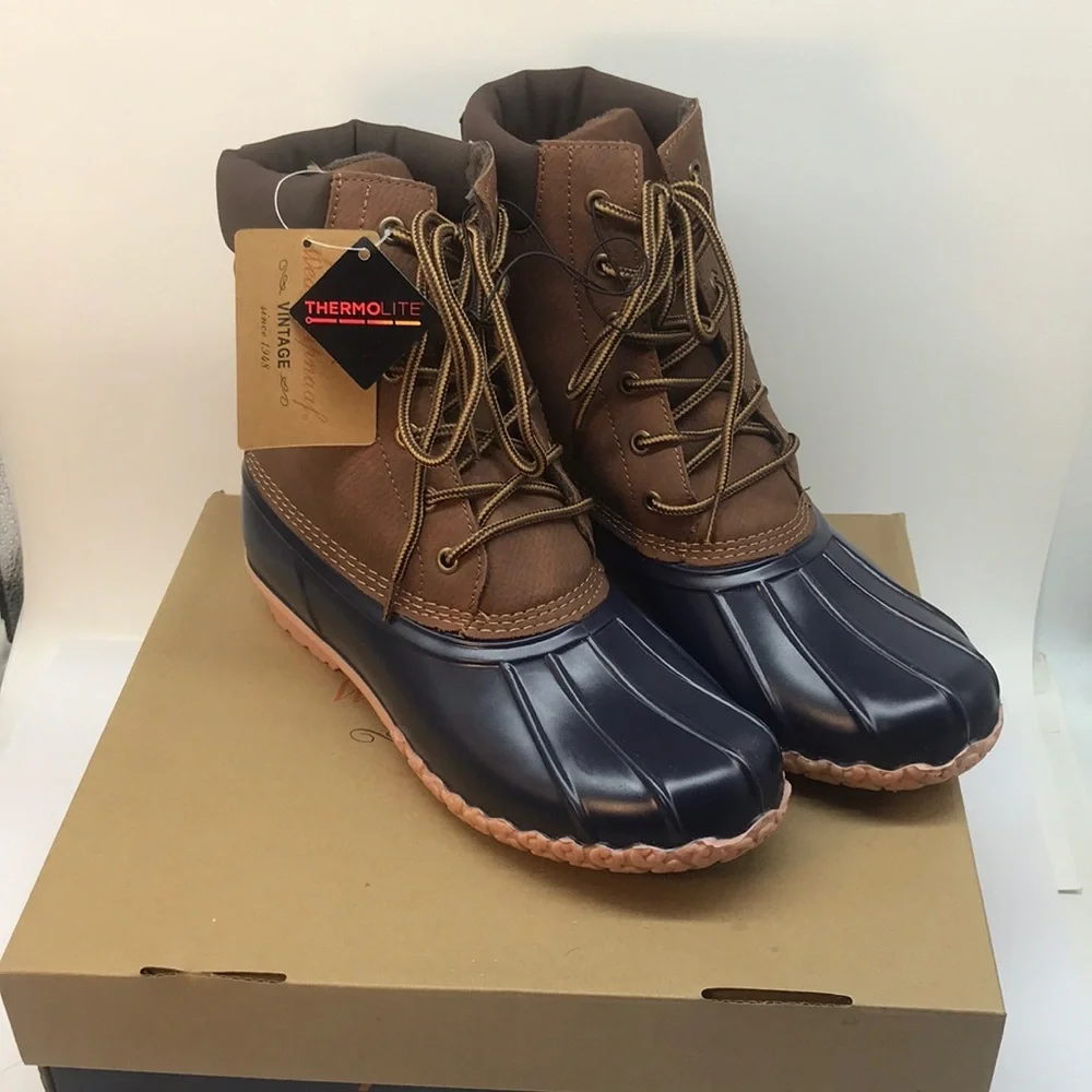 Vintage Menś Brown and Navy Duck Boots Size 9 M